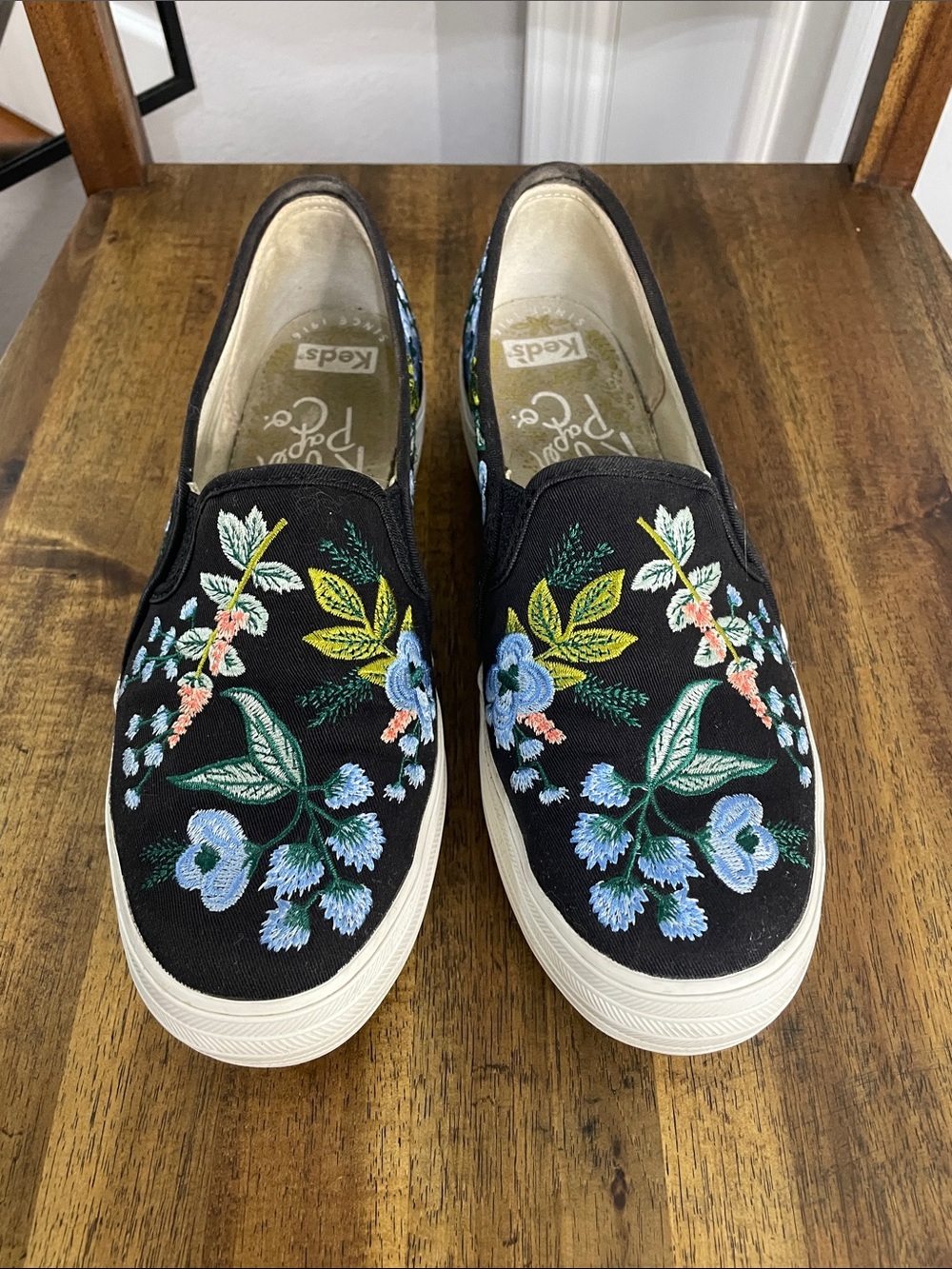 Keds x Rifle Paper Co.Black Slip-On Sneakers with Blue & Green Floral Embroidery